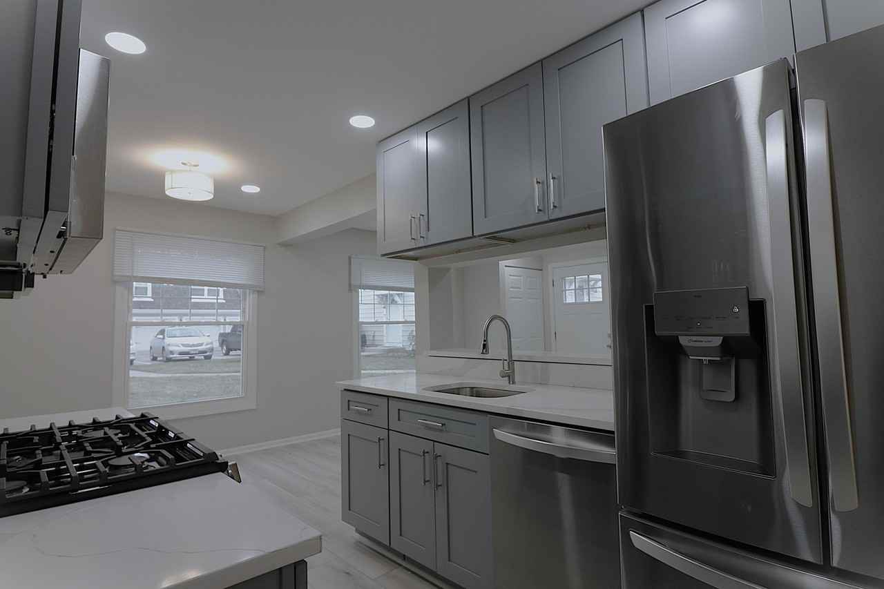 360 Farmingdale Cir Unit 360 #360 - Photo 6 of 17