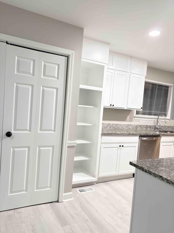 Laurel Ridge Dr Sw - Photo 5 of 26