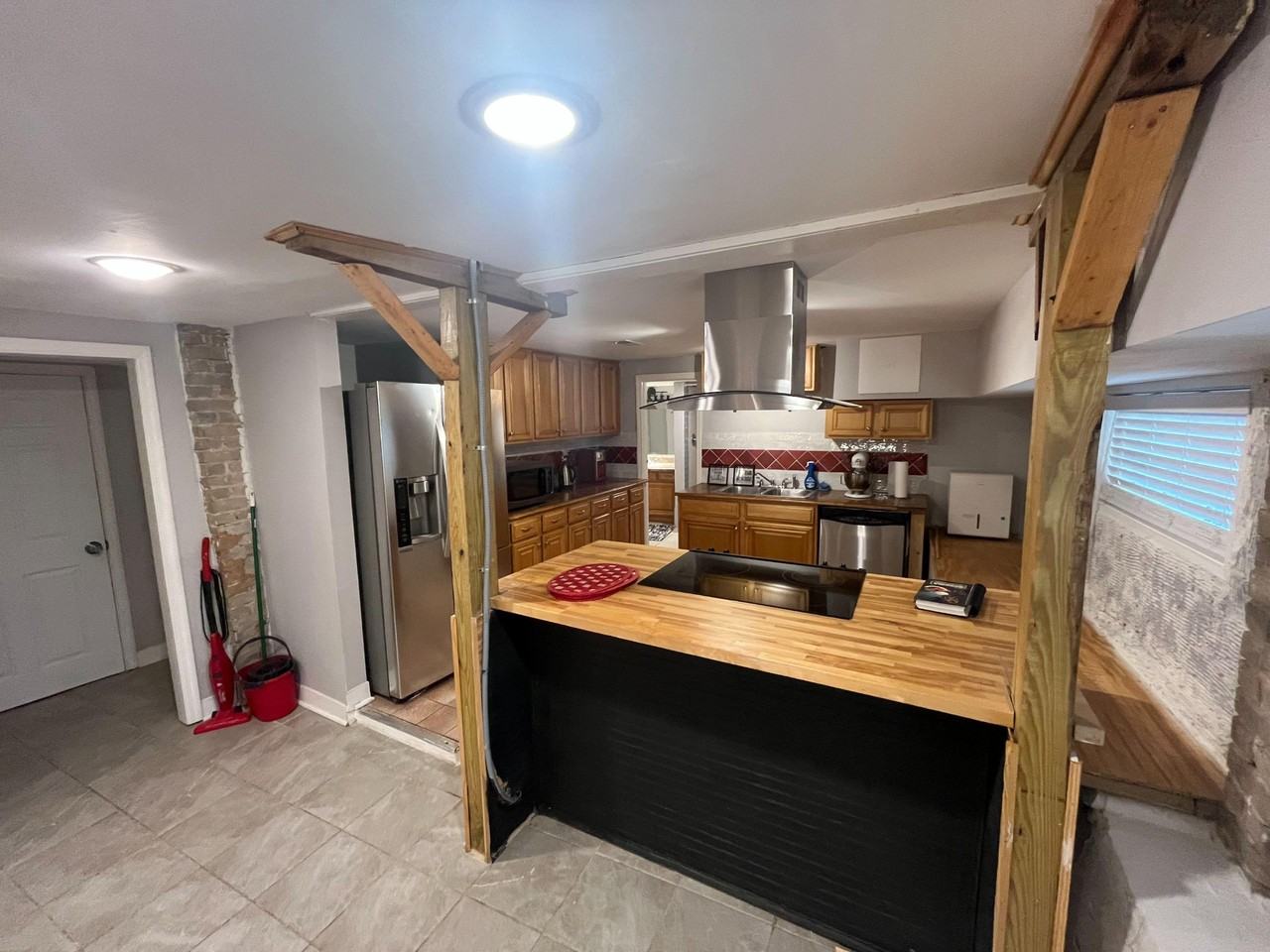 Lyle Ave - Photo 6 of 16