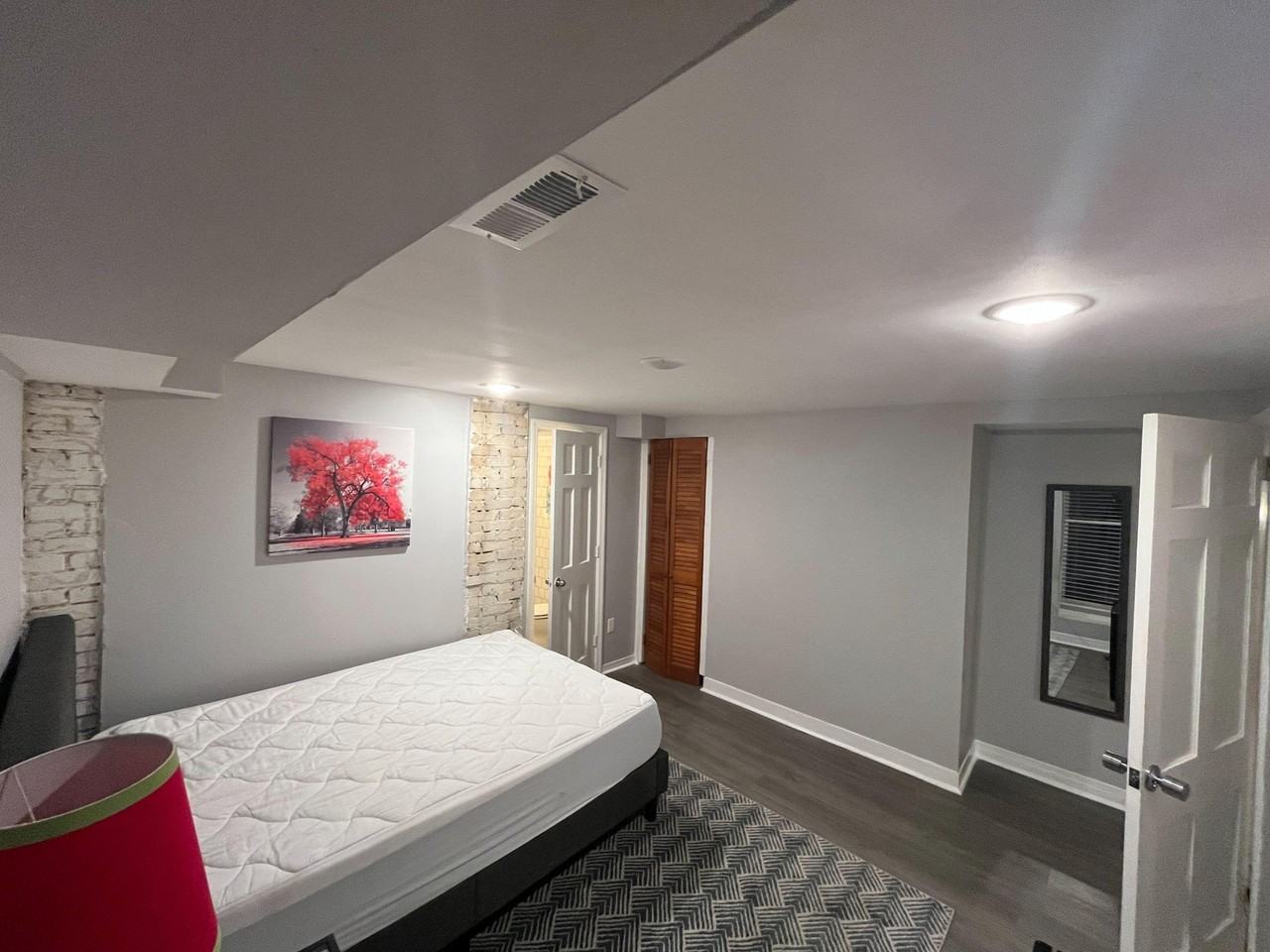 Lyle Ave - Photo 7 of 16