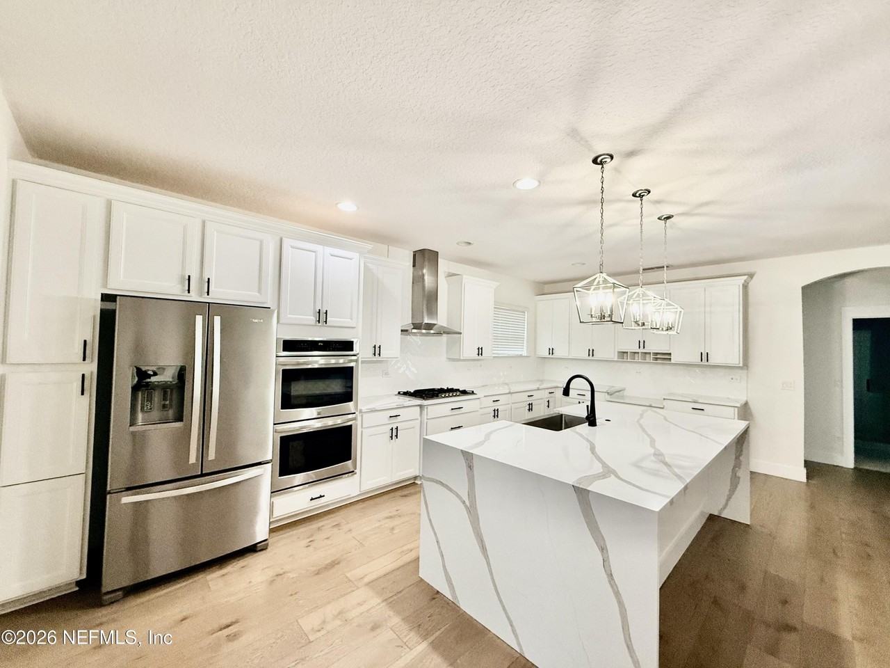 154 Kiwi Palm Ct - Photo 3 of 38