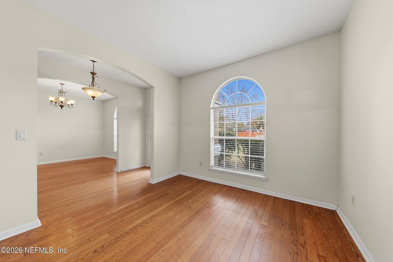 593 Grand Parke Dr - Photo 3 of 29