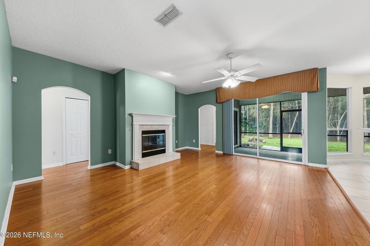 593 Grand Parke Dr - Photo 6 of 29