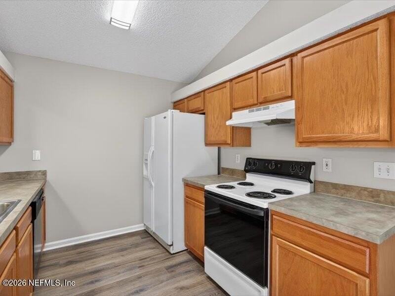 1460 Ellis Trace Dr W - Photo 7 of 29