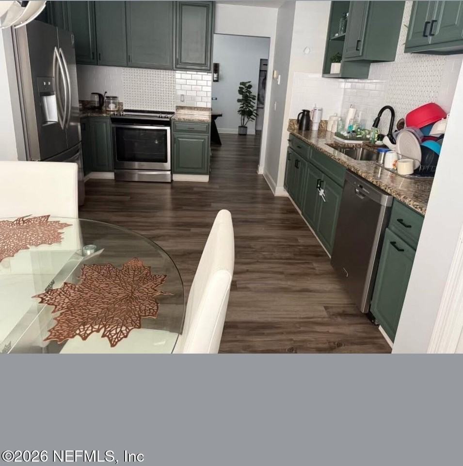 4148 Grenshaw Ct - Photo 3 of 6