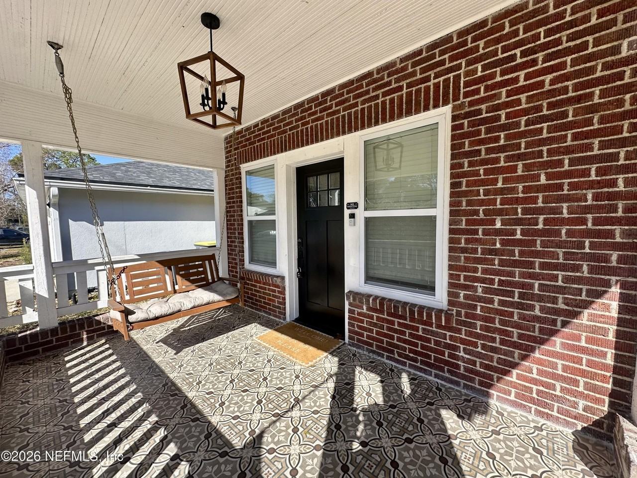 4635 Attleboro St - Photo 6 of 21