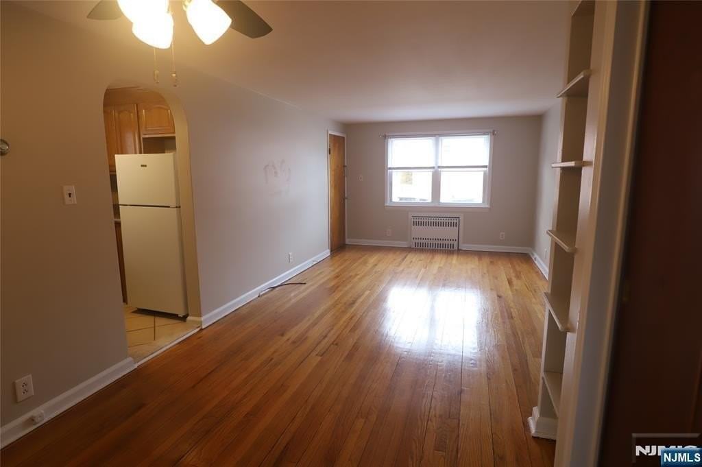 46 Beech 1R - Photo 4 of 4