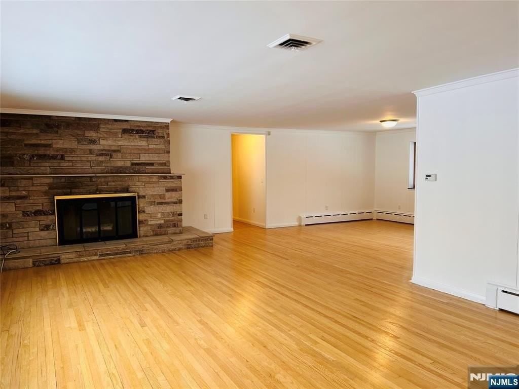 391 Forest Rd - Photo 5 of 28