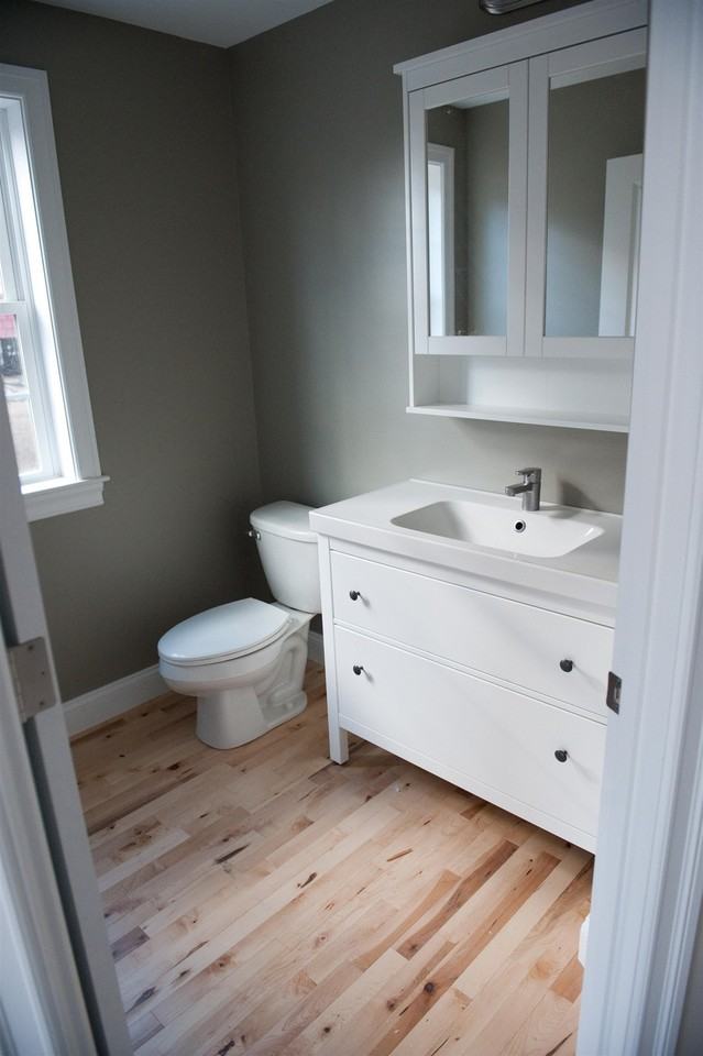 635 Hanover St - Photo 5 of 11