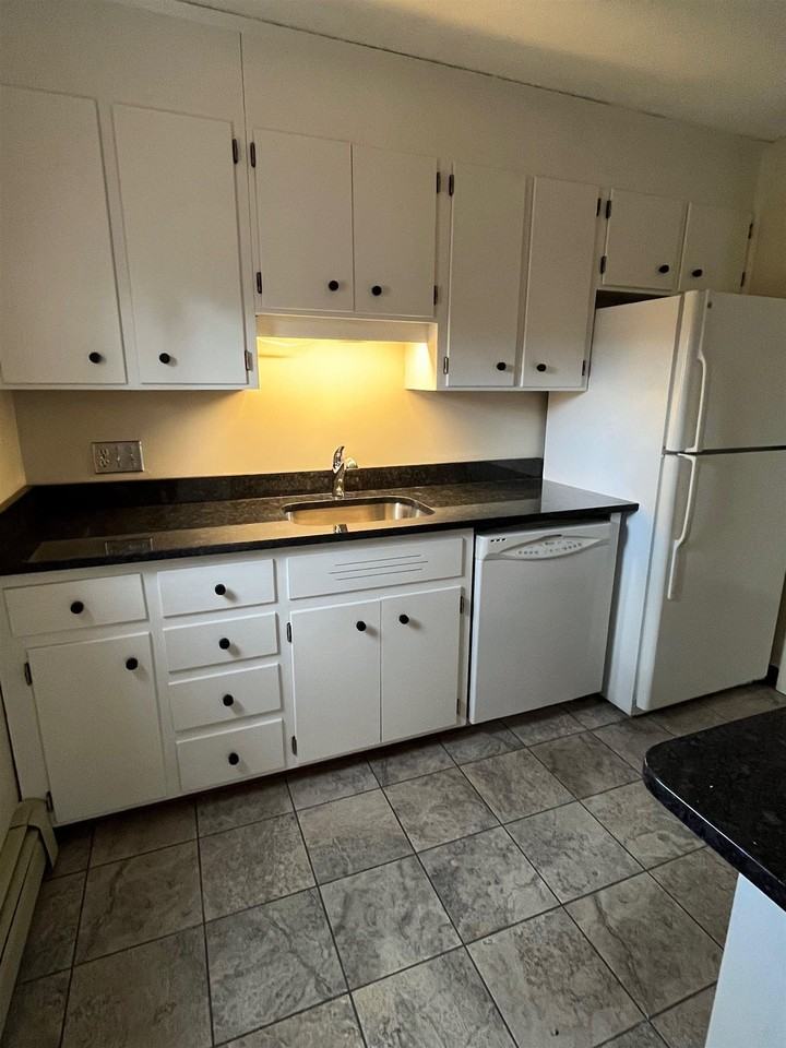 1 Pine St #C20 - Photo 6 of 16