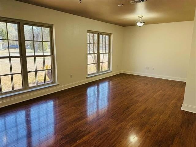 2729 Lincoln Ave - Photo 2 of 18