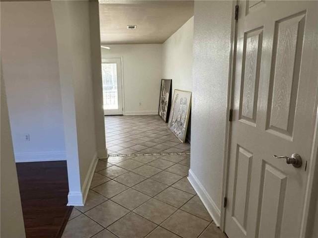 2729 Lincoln Ave - Photo 7 of 18