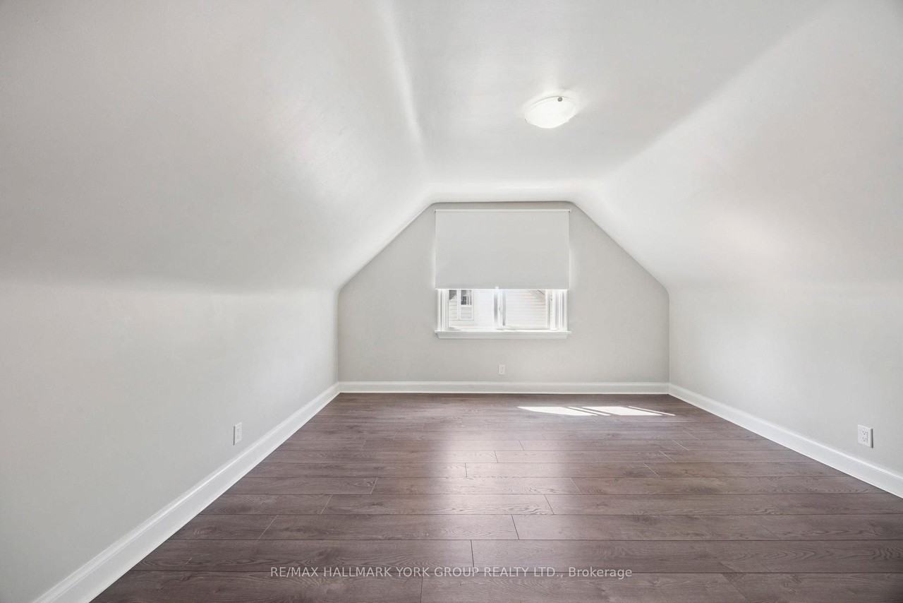 207 Maplehurst Avenue - Photo 5 of 15