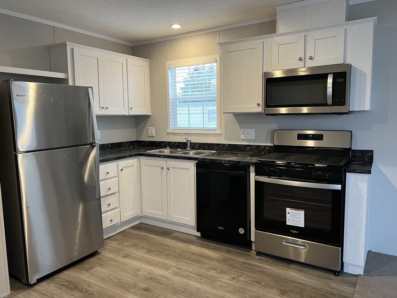 50 Ash #50 - Photo 2 of 9