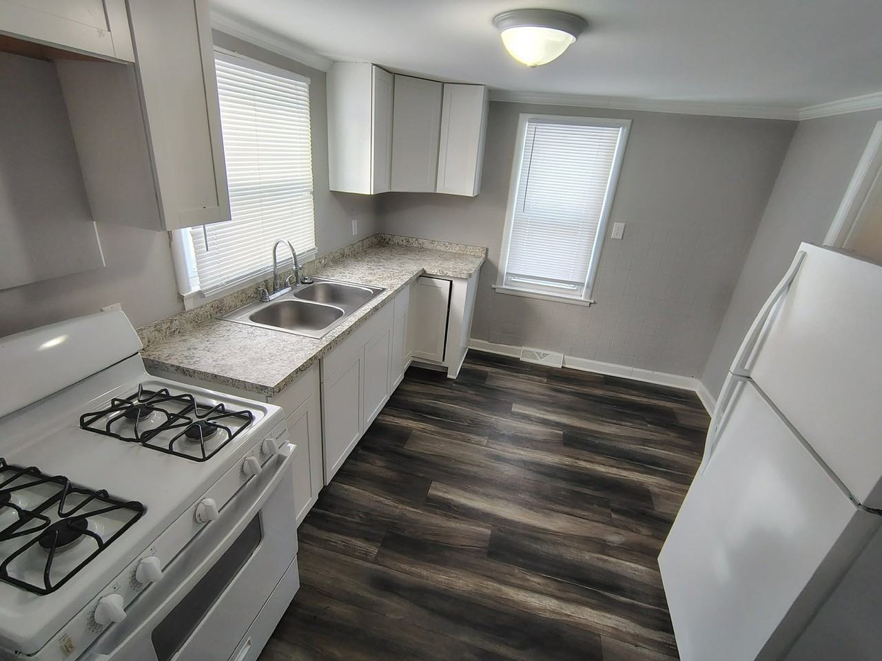 S Linden Rd #B163 - Photo 2 of 7