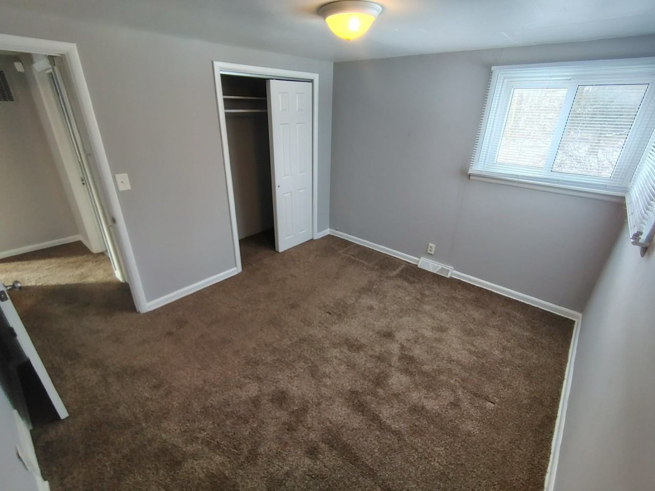 S Linden Rd #B163 - Photo 6 of 7