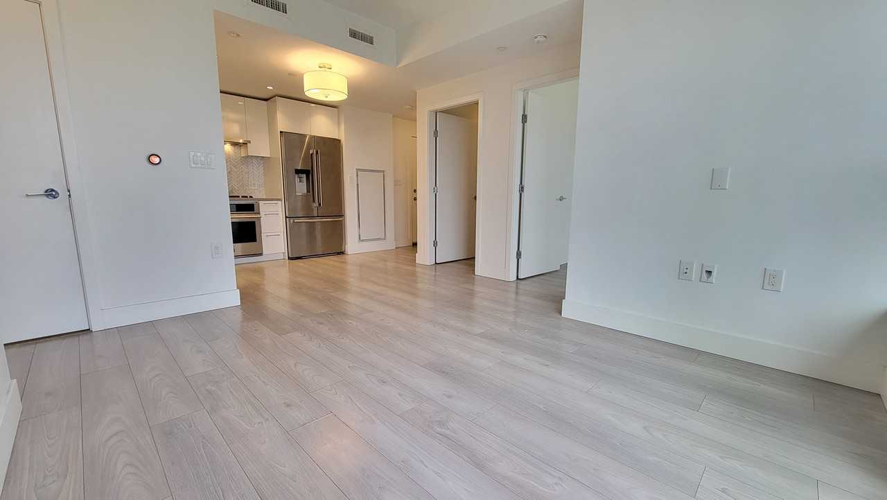 3581 East Kent Avenue North #404 - Photo 6 of 35