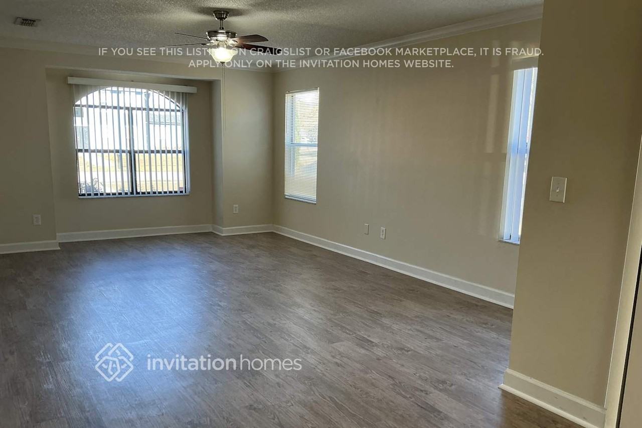 7781 Snowberry Cir - Photo 3 of 23