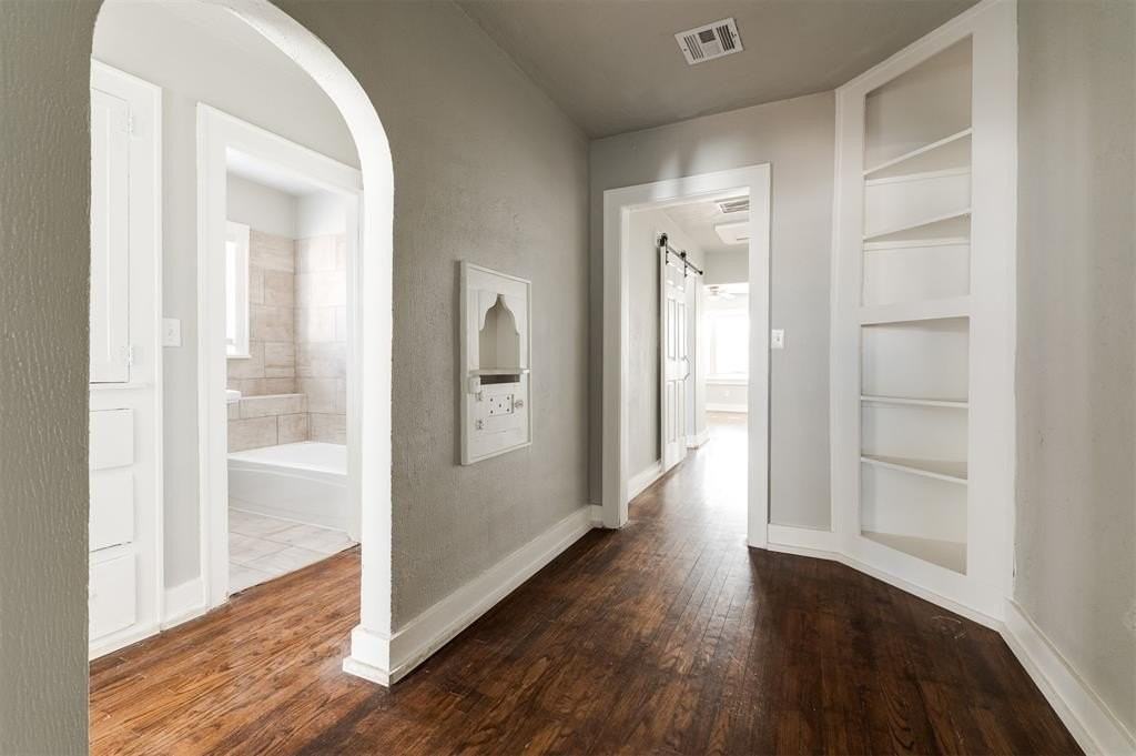 2555 Nw 20th St Unit 2555 #2555 - Photo 2 of 33