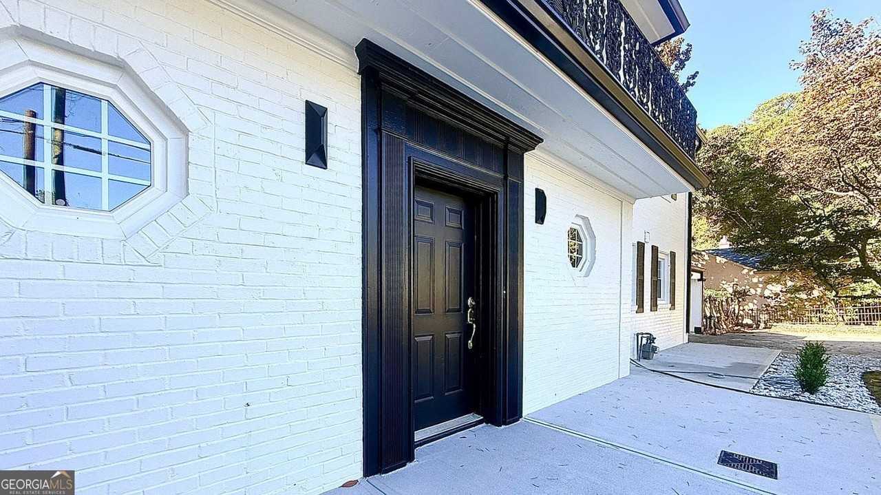 200 W Paces Ferry Rd Nw - Photo 4 of 46