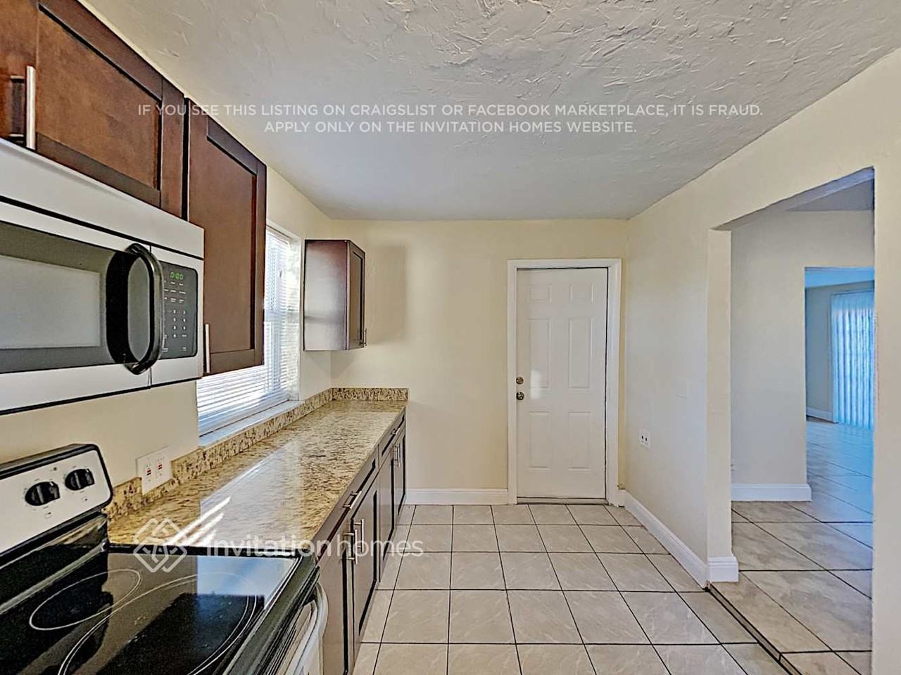 6491 Sw 6th St - Photo 6 of 17