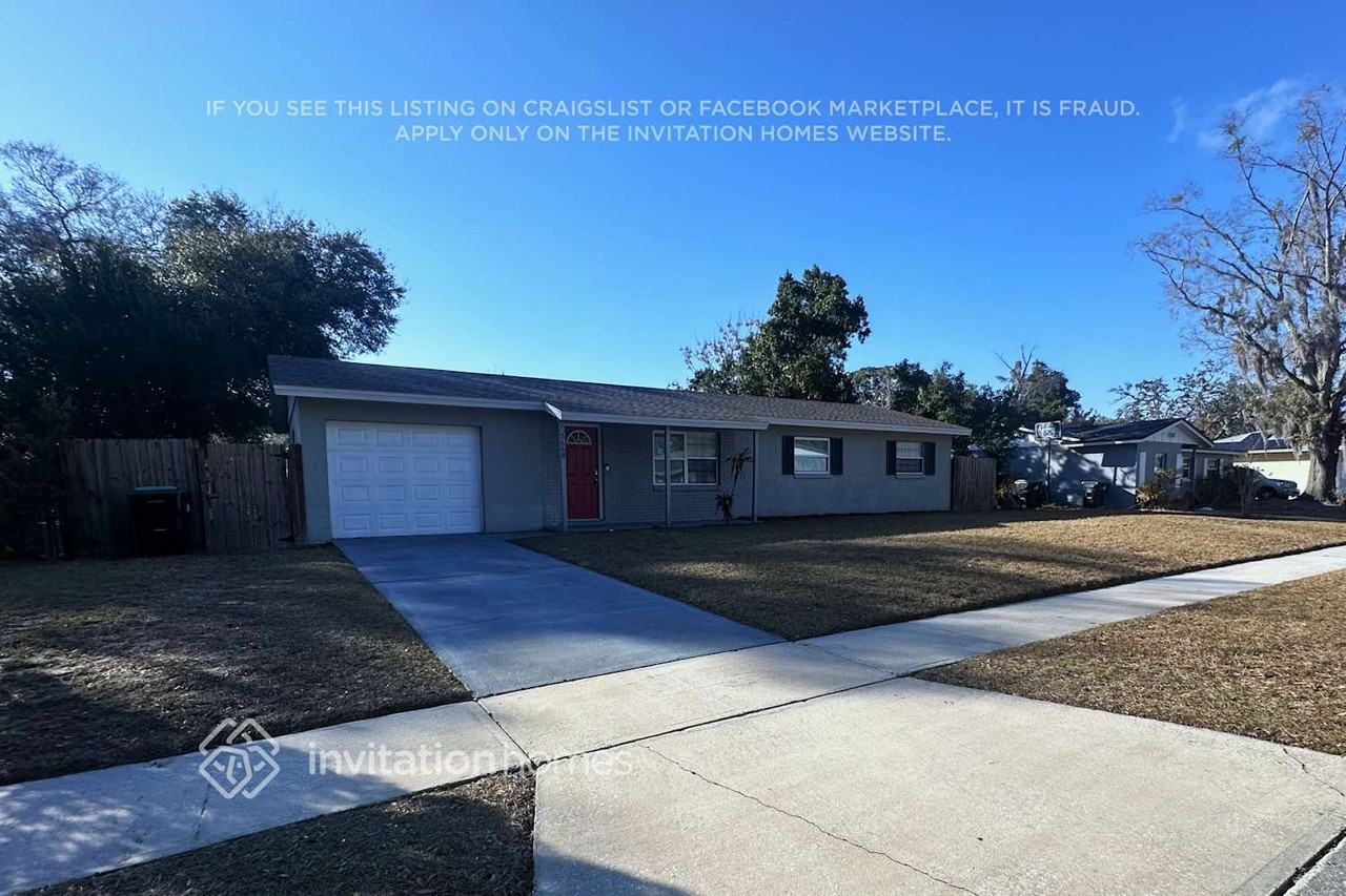 3668 Yosemite Dr - Photo 2 of 22