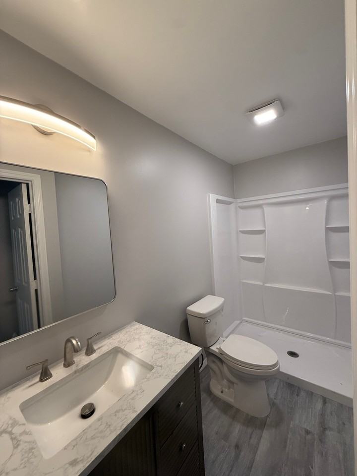 190 W Ventris Ave - Photo 2 of 10