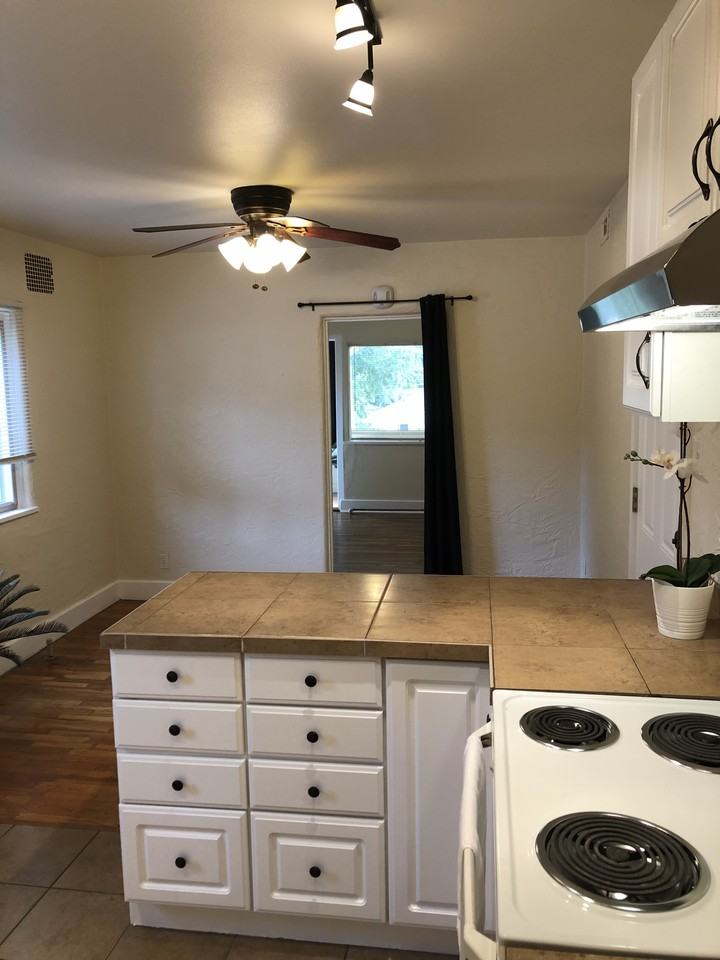 2826 W Platte Ave #4 - Photo 5 of 20