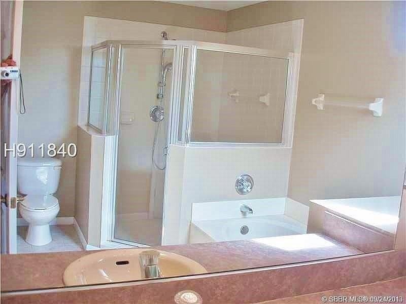 2120 Nw 99th Way - Photo 7 of 14