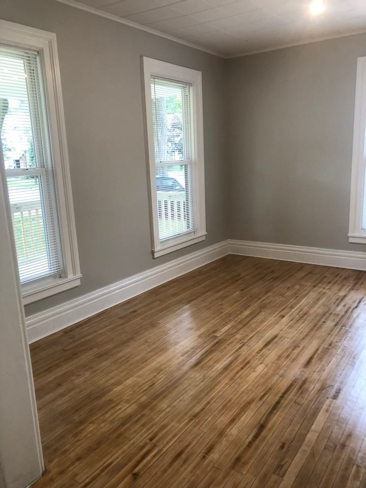 707 Academy St #1 - Photo 4 of 13