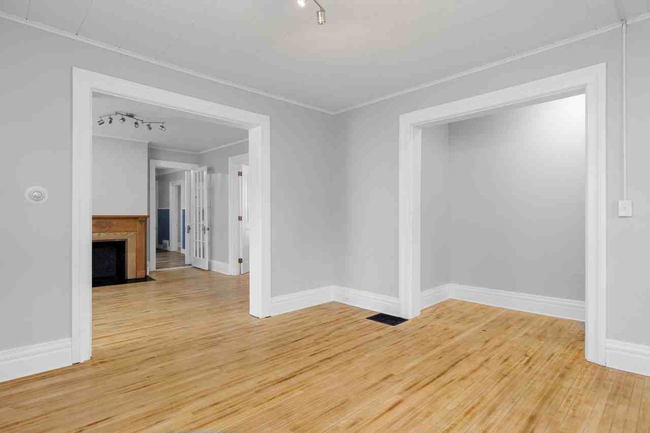 707 Academy St #1 - Photo 5 of 13