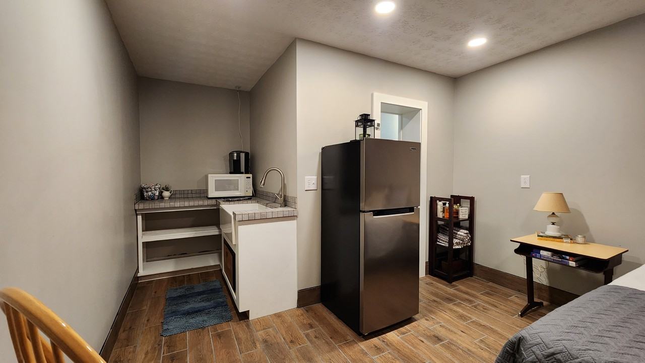 480 Mink Pl #6 - Photo 6 of 15