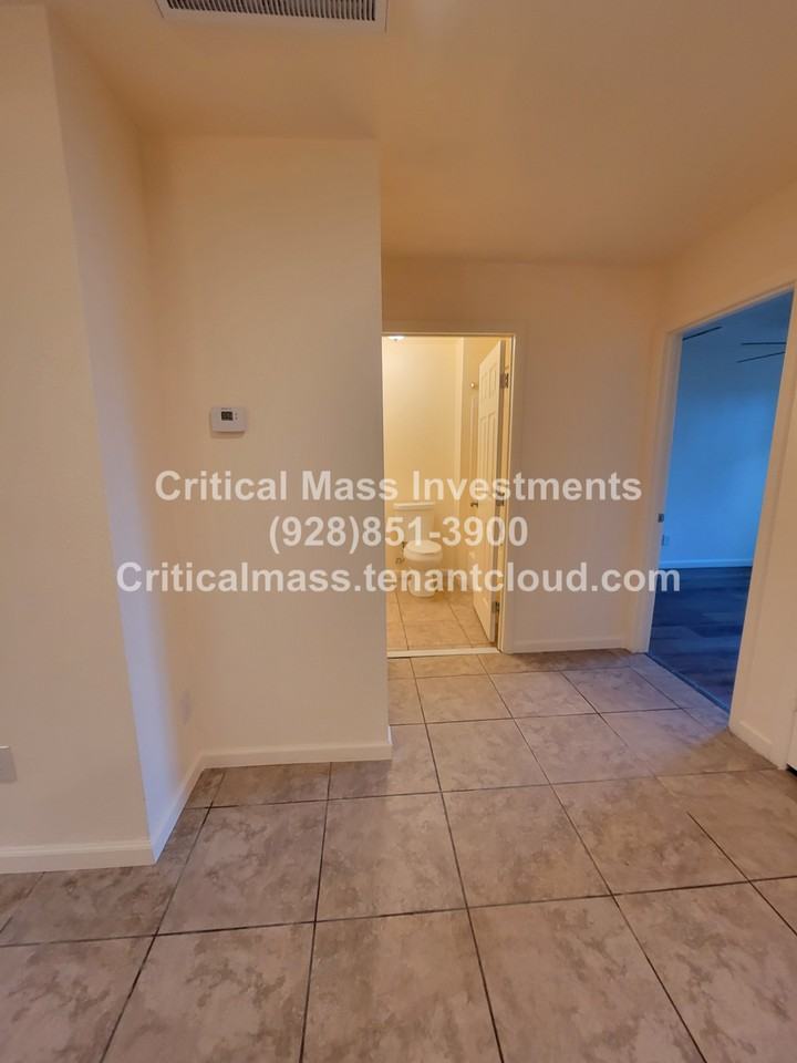 2024 N 2nd St #C - Photo 6 of 11