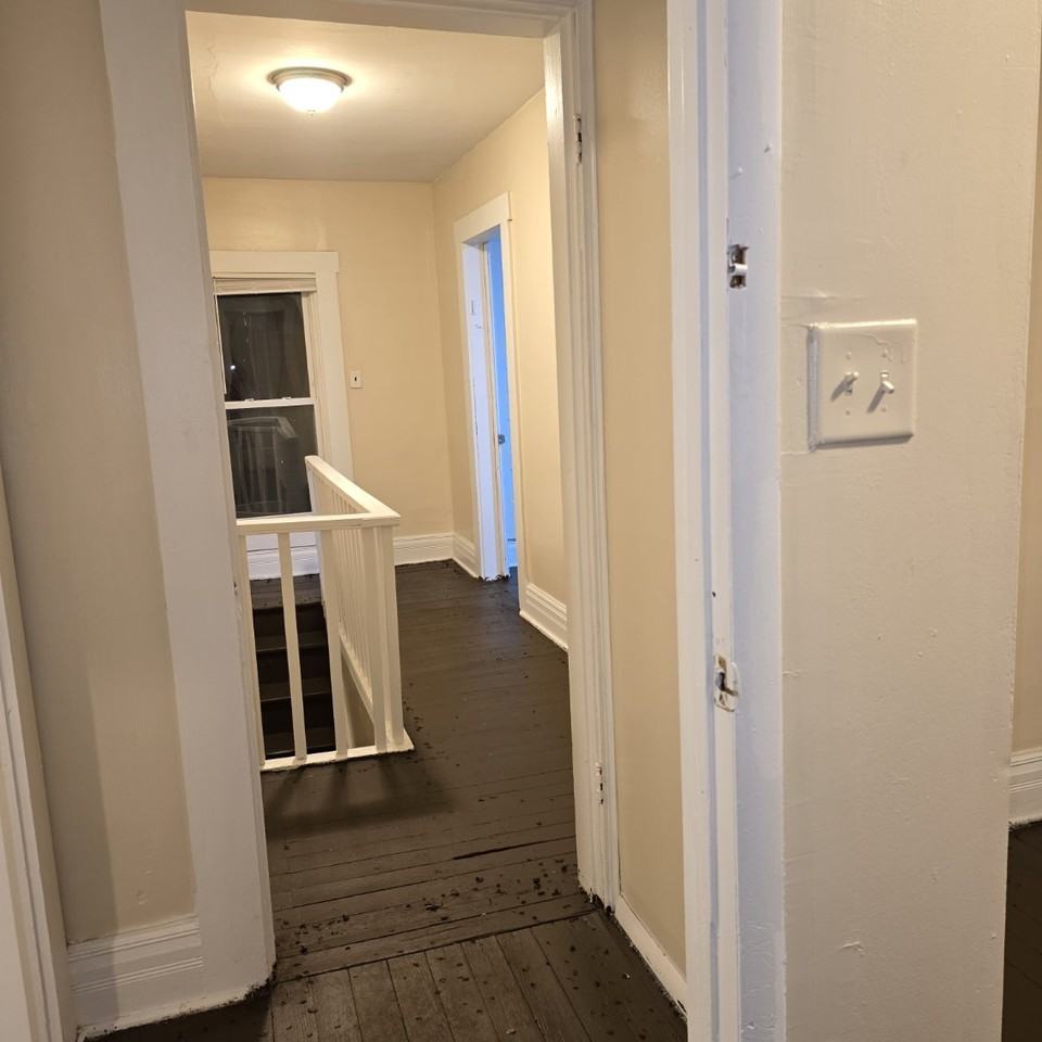 520 E Rose St - Photo 5 of 16