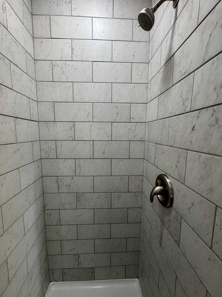 2905 Glenmore Ave #8 - Photo 7 of 10