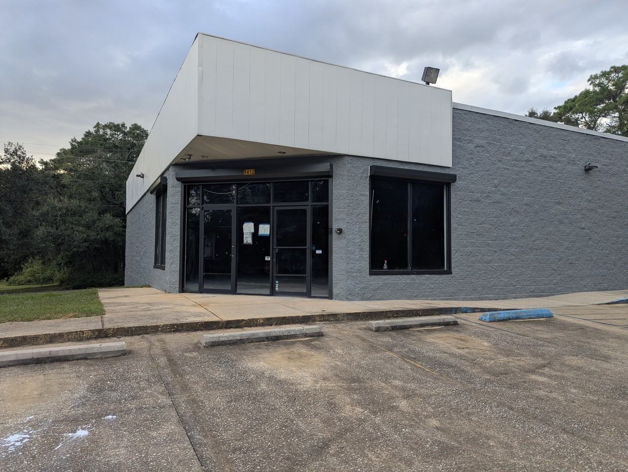 5412 Cottage Hill Rd - Photo 7 of 11