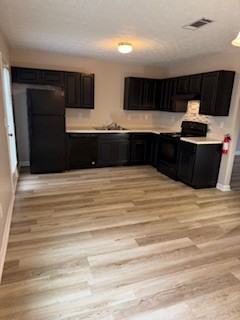 150 Blake Ave - Photo 2 of 13