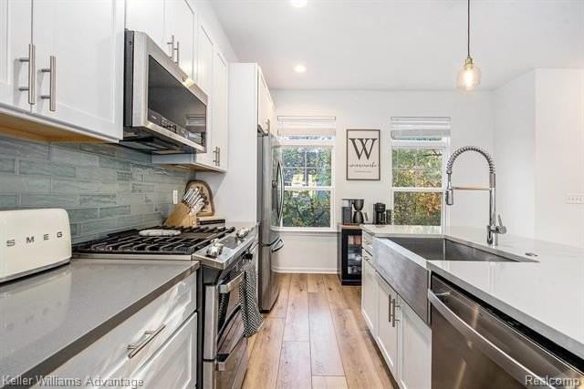 594 Anne Ave - Photo 4 of 16