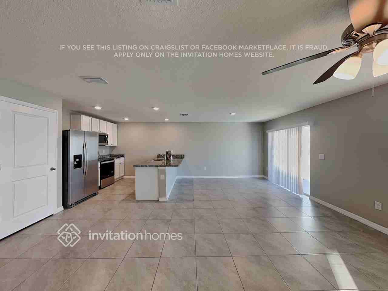 12147 Kingsley Trl - Photo 3 of 19
