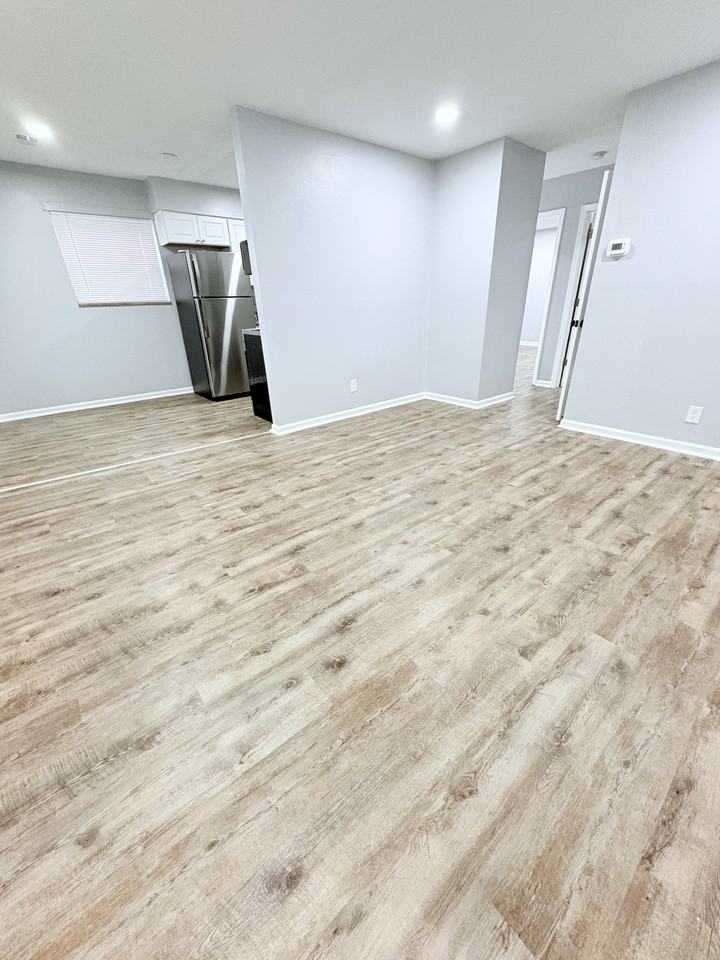 3814 Freedom Way #3 - Photo 3 of 9