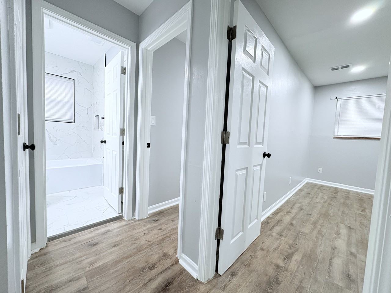 3814 Freedom Way #3 - Photo 4 of 9