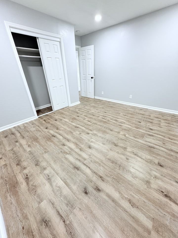 3814 Freedom Way #3 - Photo 5 of 9