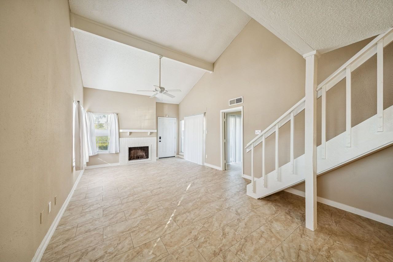 6374 Peacock Hills Dr - Photo 7 of 15