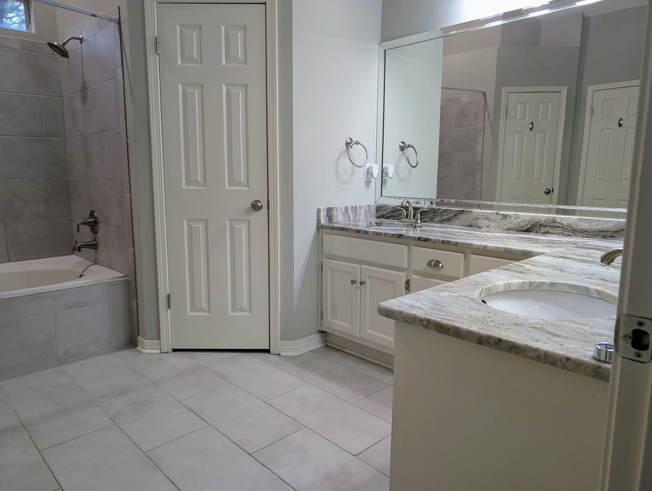 1003 Mcneil Ave - Photo 3 of 6