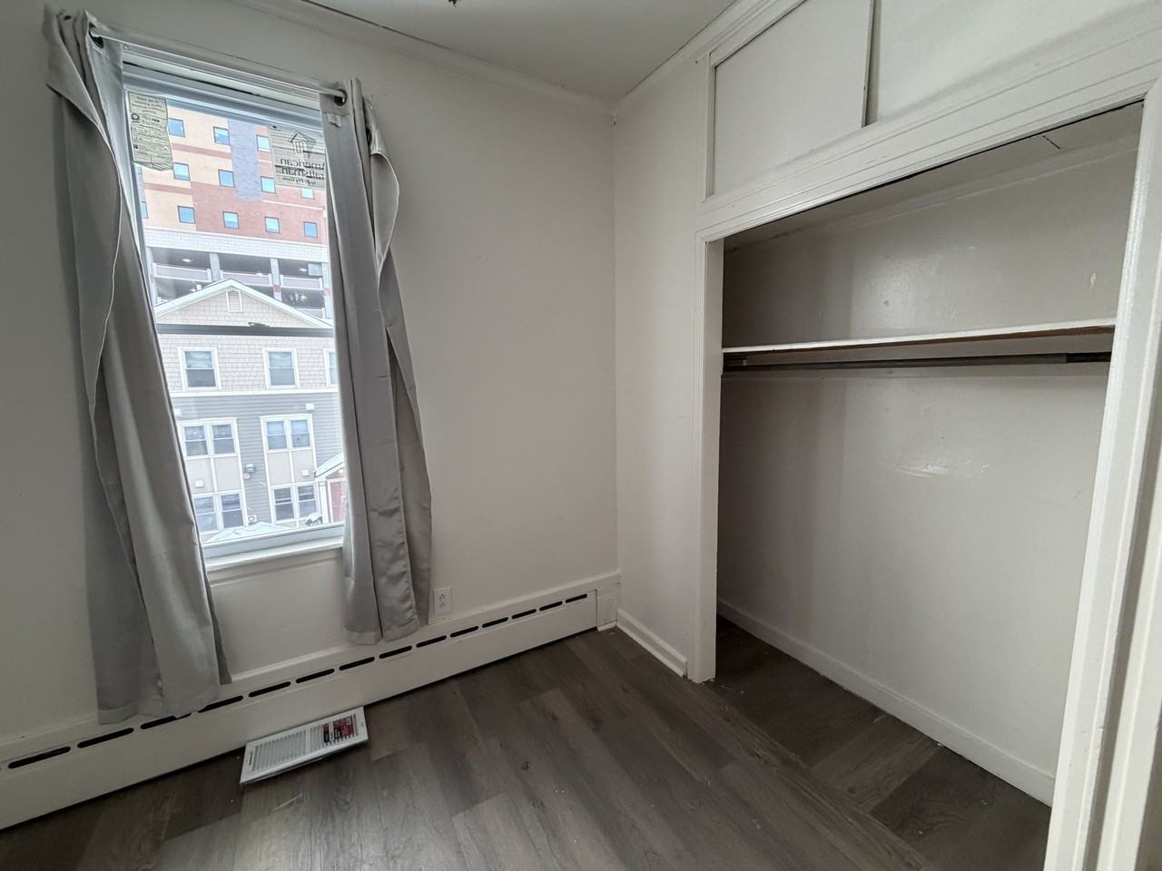 202 Union Pl #1 - Photo 7 of 10