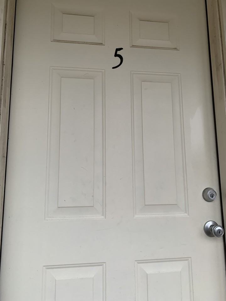 125 Wavenue, #5 - Photo 2 of 2