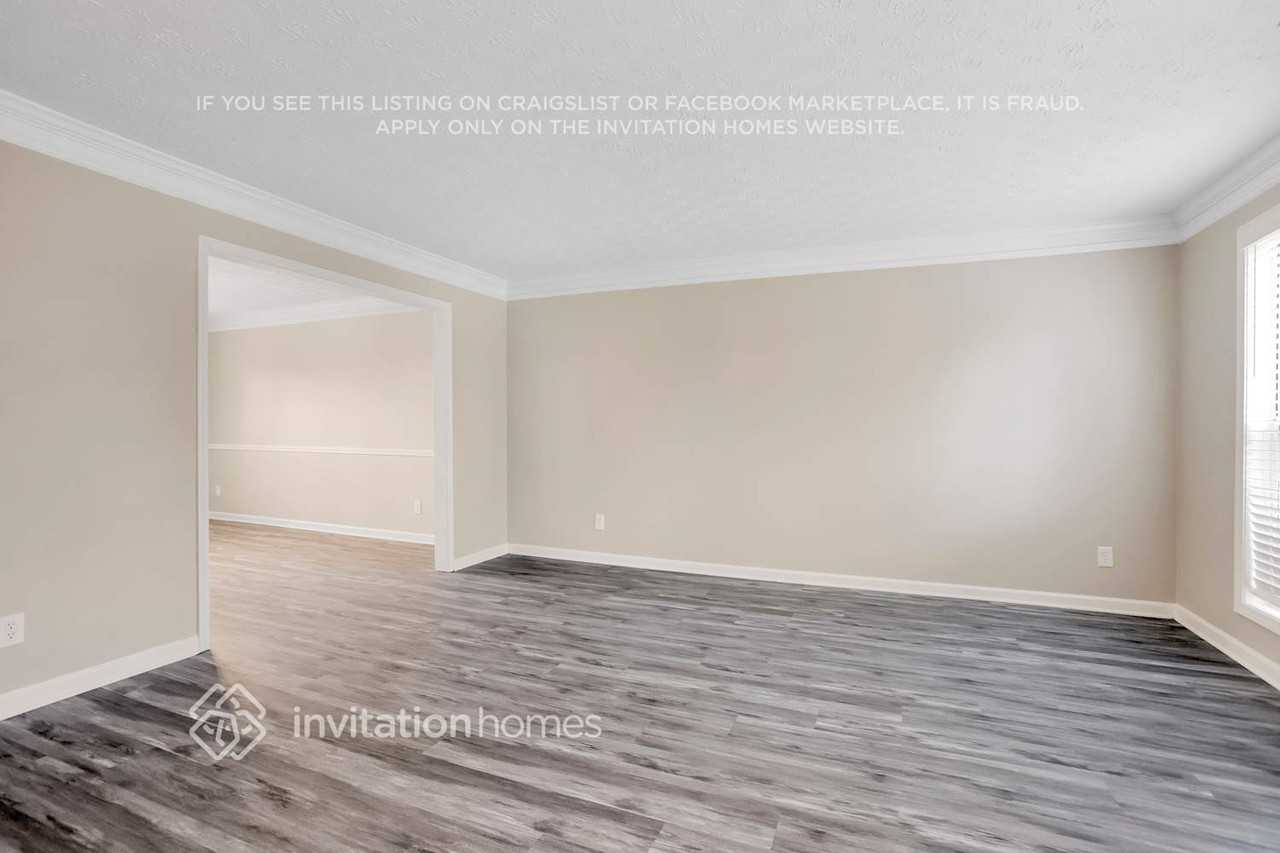 3422 Kittery Dr - Photo 4 of 25