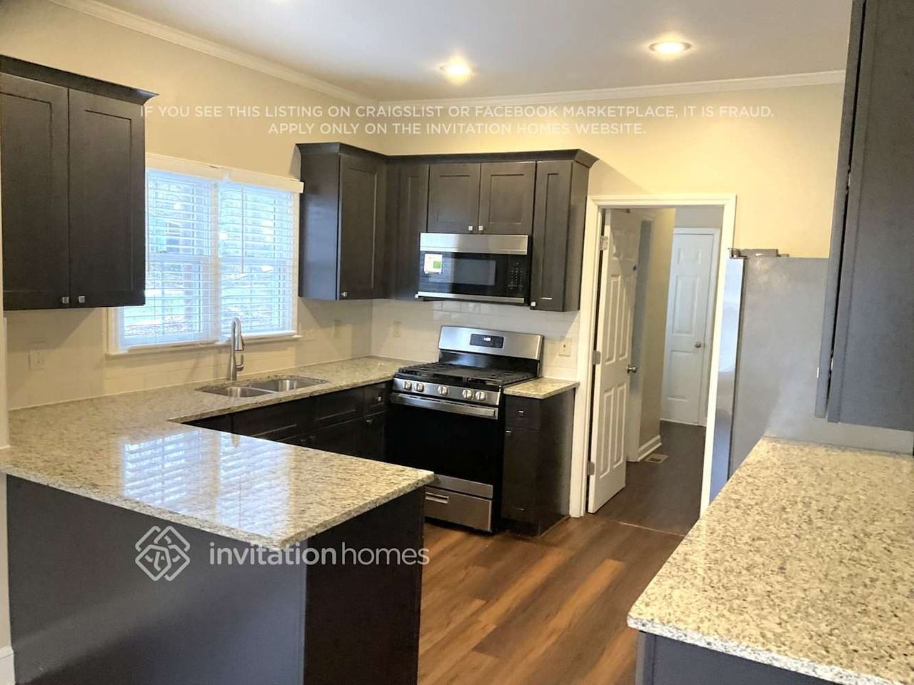 19808 Coachmans Trce - Photo 5 of 13