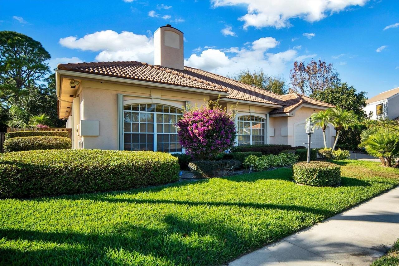 13471 Miles Standish Prt - Photo 2 of 35