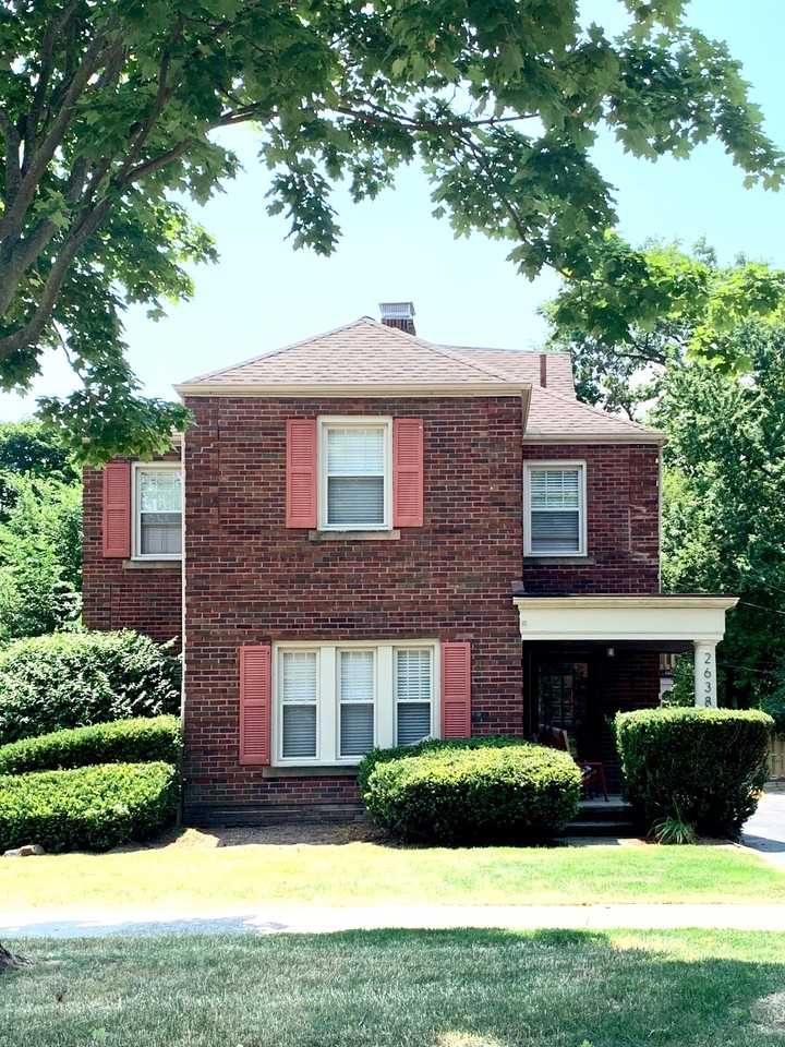 2628 Traymore Rd - Photo 2 of 21